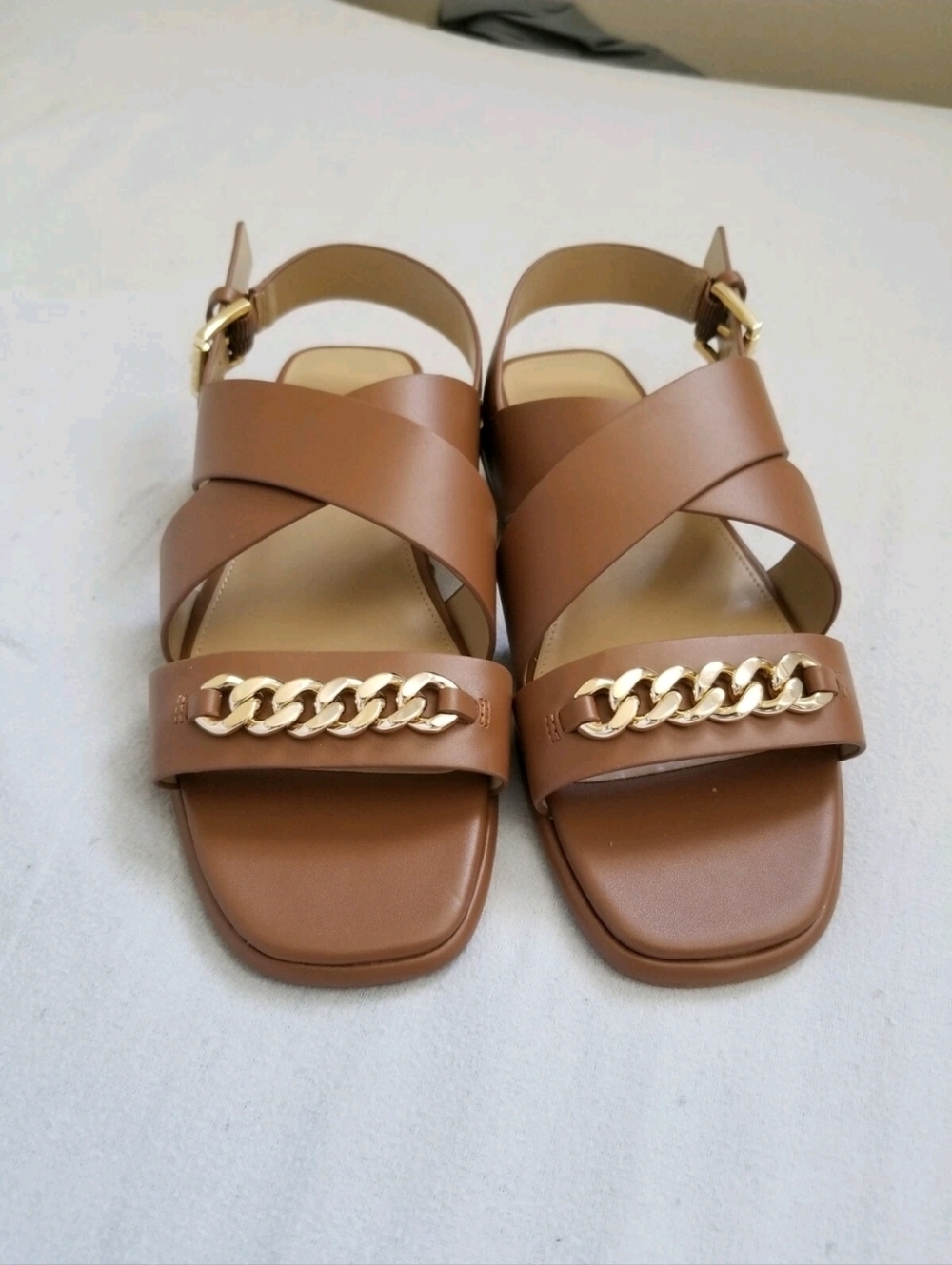 🆕 🌹 MICHAEL Michael Kors Cris Cross Brown Flat Sandals 6.5M (retail $125) - Picture 4 of 12